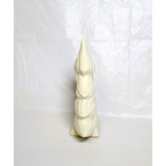 Lillian Vernon White Ceramic Christmas Tree Tabletop Napkin Rings 4 inches - Picture 2 of 2